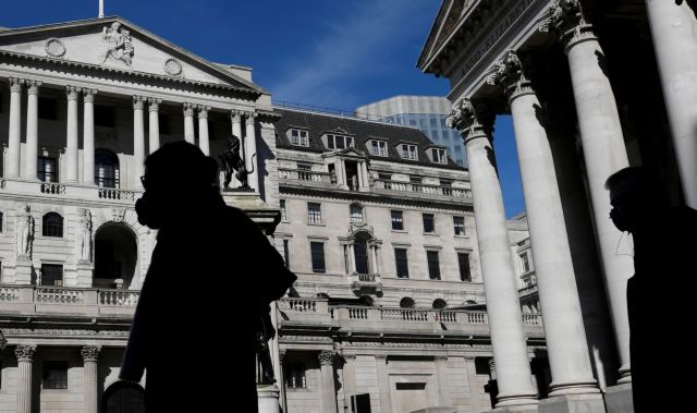 Προς τη βαθύτερη ύφεση εδώ και 300 χρόνια η Βρετανία - Οι προβλέψεις της Τράπεζας της Αγγλίας
