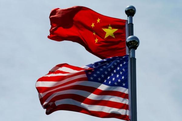 Τεταμένο το κλίμα μεταξύ ΗΠΑ – Κίνας : Νέες «απειλές» από τον ΥΠΟΙΚ Στίβ Μνιούτσιν