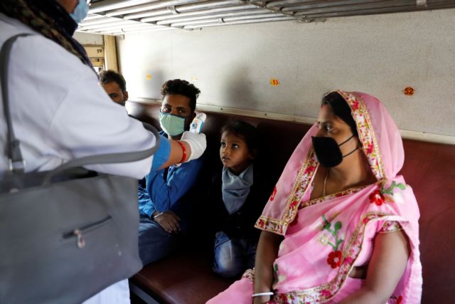 Κοροναϊός : Αυξάνονται συνεχώς τα κρούσματα στην Ινδία – Πάνω από 3.000 οι νεκροί