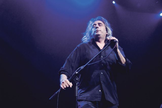 Αγγελάκας υπέρ Δεληβοριά – Ξαρχάκου : Υπερασπίστηκαν το δικαίωμα των καλλιτεχνών στην επιβίωση