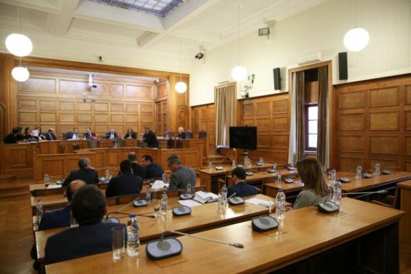 Προανακριτική Novartis : «Πόλεμος» για τη διεύρυνση της λίστας υπόπτων και μαρτύρων