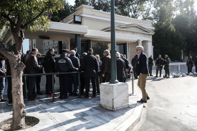 ΛΑΡΚΟ : Κινητοποιήσεις από τους εργαζόμενους – Υπό κατάληψη το εργοστάσιο της Λάρυμνας