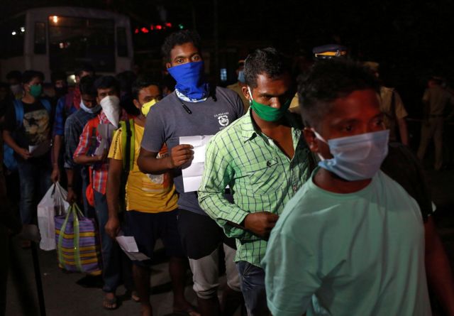 Ινδία : Πώς μια υπουργός έσωσε την φτωχή και πολυπληθή πολιτεία Κεράλα από τον κοροναϊό