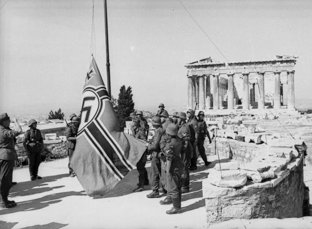 30 Μαΐου 1941 : Το κατέβασμα της σβάστικας από το Βράχο της Ακρόπολης