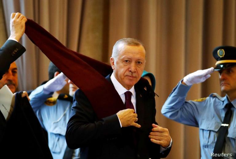 Τουρκία : Μεταξύ Σκύλλας και Χάρυβδης εξάγει την κρίση στο Αιγαίο