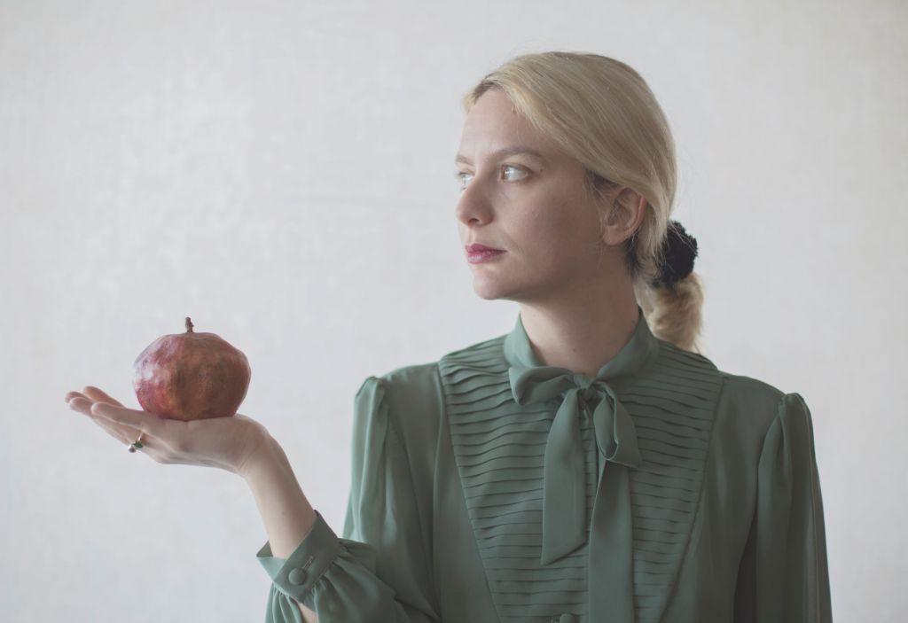 Έλλη Παπακωνσταντίνου και η παράσταση «Antigone Test» που θα προβληθεί μέσω zoom