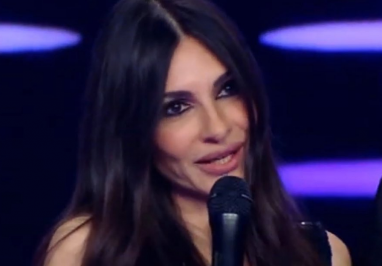 Η Άσπα Τσίνα ξαναχτυπά : Τα έβαλε με Βανδή και Μπακοδήμου