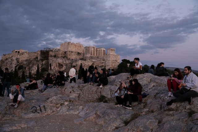 Αποκαλυπτική έρευνα για τον κοροναϊό:  Πότε τελειώνει η πανδημία; - Τι θα γίνει στην Ελλάδα