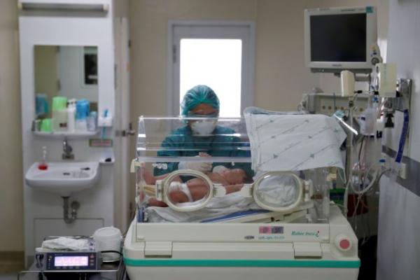 Ανησυχία για το σύνδρομο που εμφανίζει σε παιδιά: Η σχέση του με κορονοϊό και νόσο Kawasaki