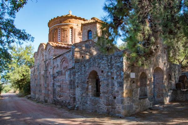 Άρωμα Βυζαντίου στη Χίο : Ο ναός της Παναγίας Κρήνας