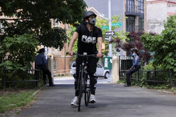 Άδειασμα σε Τραμπ και… εφιαλτικό σενάριο από τον ΠΟΥ