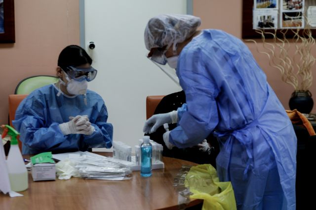 Κοροναϊός : Έλεγχοι από κινητή μονάδα του ΕΟΔΥ σε άστεγους στη Θεσσαλονίκη