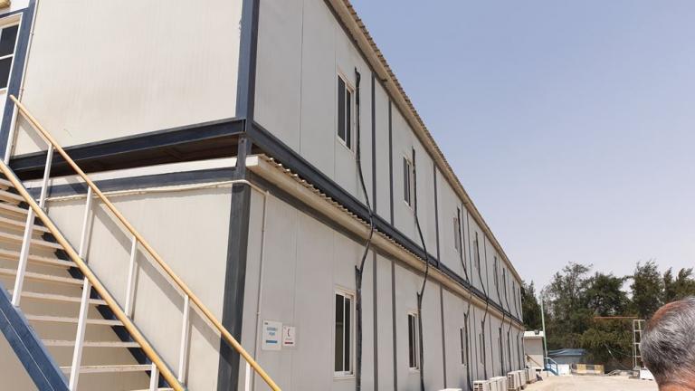 Δύο βάρκες με 67 πρόσφυγες έφτασαν στη Λέσβο – Παράταση των περιοριστικών μέτρων στα ΚΥΤ