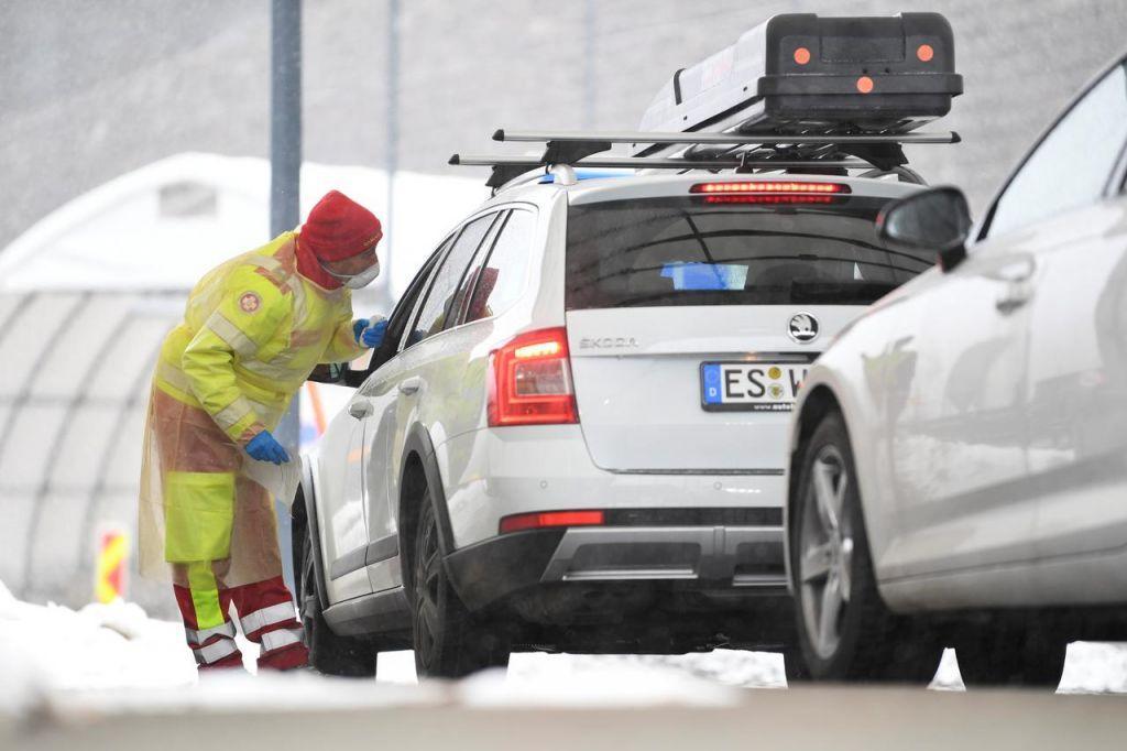 Κοροναϊός: Σε χαμηλό επίπεδο η εξέλιξη της νόσου στην Αυστρία – Σταδιακή η άρση των μέτρων