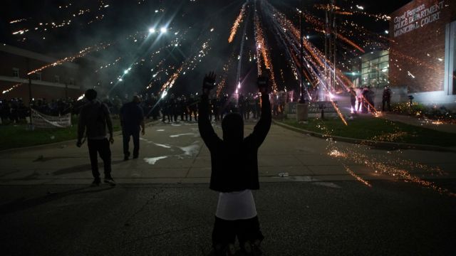 Δολοφονία Τζορτζ Φλόιντ: Επεισόδια και δακρυγόνα στις ΗΠΑ - Ακόμη ένας νεκρός διαδηλωτής