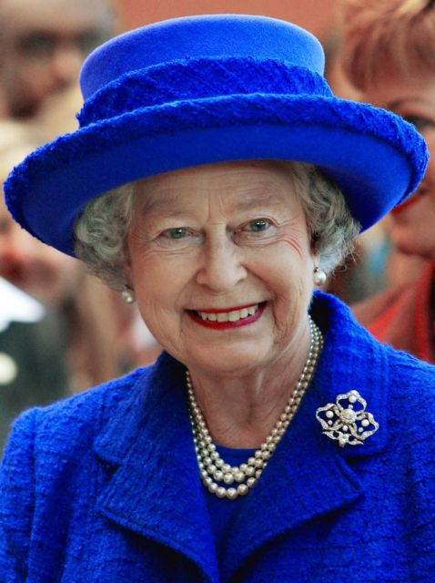 Κοροναϊός : «Λουκέτο» επ' αόριστον στο Μπάκιγχαμ - Σε αυτοαπομόνωση η βασίλισσα Ελισάβετ