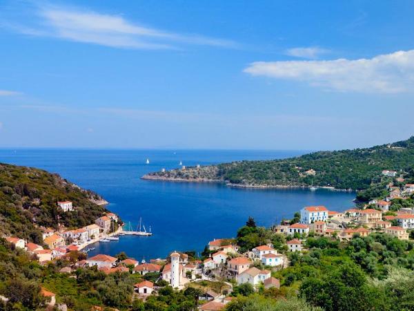 Κιόνι Ιθάκης: Παραδοσιακό και συνάμα κοσμοπολίτικο