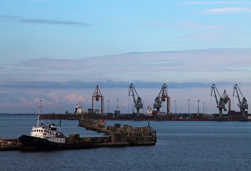Θεσσαλονίκη: Πρόσκρουση φορτηγών πλοίων μέσα στο λιμάνι