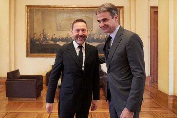 Το παρασκήνιο για Στουρνάρα