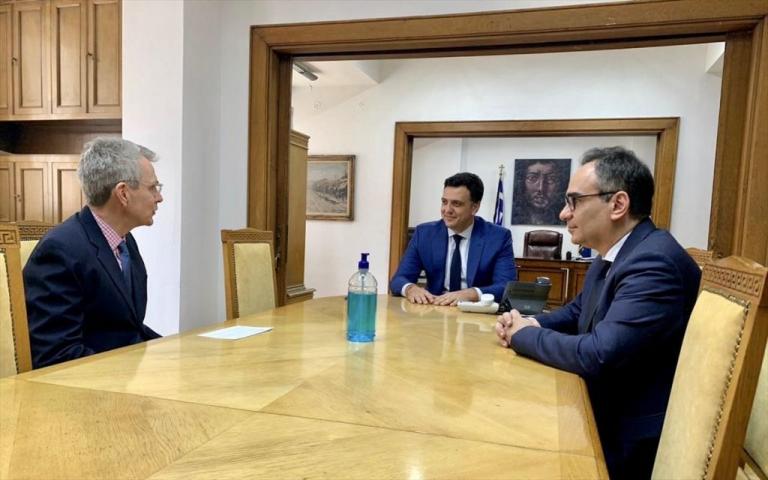 Κοροναϊός: Συνάντηση Κικίλια-Πάιατ για την παραλαβή 200.000 τεστ αντισωμάτων από τις ΗΠΑ