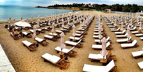 Άρση μέτρων : Έτσι θα ανοίξουν οι οργανωμένες παραλίες το Σάββατο