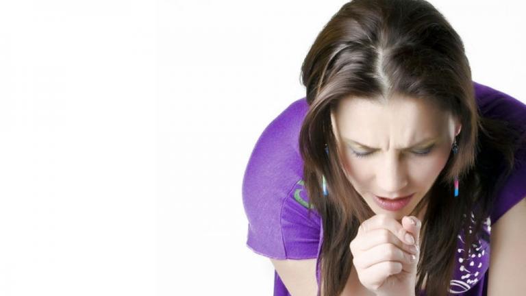 Mέθοδος Heimlich : Τι να κάνετε αν κάτι σας κάτσει στο λαιμό