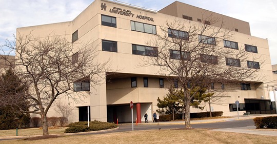 Κοροναϊός : Νοσοκόμα κατηγορείται ότι έκλεψε ετοιμοθάνατο ασθενή