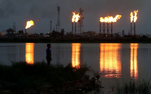 Πετρέλαιο : Στο υψηλότερο επίπεδο από τις 11 Μαρτίου οι τιμές του «μαύρου χρυσού»