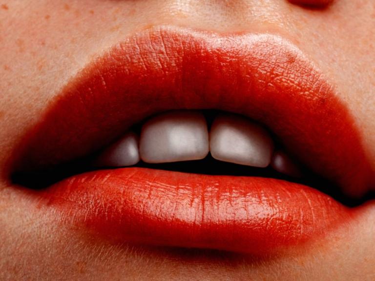 Τι ψάχνουμε περισσότερο στο internet για την ερωτική μας ζωή;