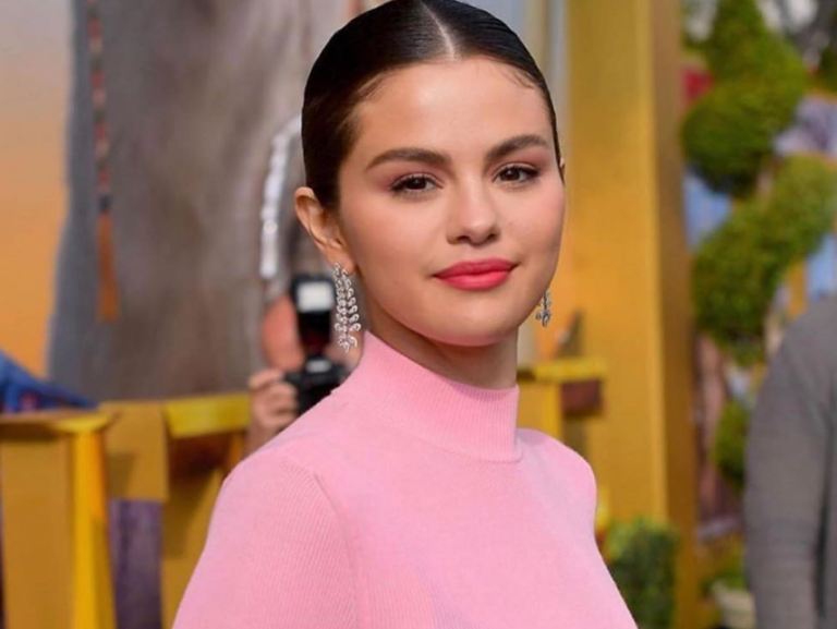 Σελίνα Γκόμεζ : Η συγκινητική ομιλία της σε απόφοιτους από οικογένειες μεταναστών