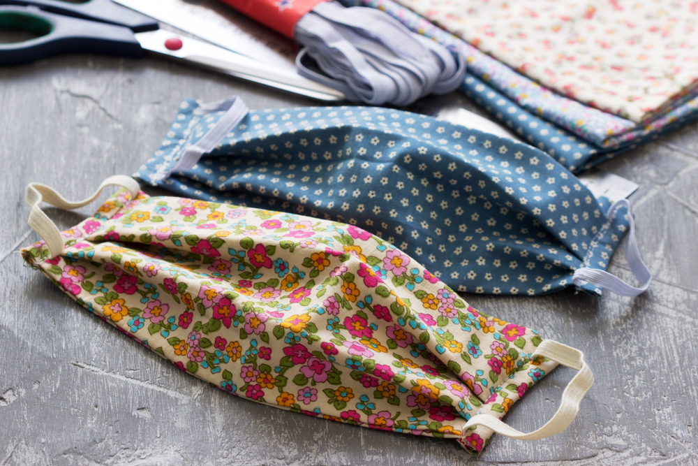 Κοροναϊός: Πότε είναι επικίνδυνη η υφασμάτινη μάσκα