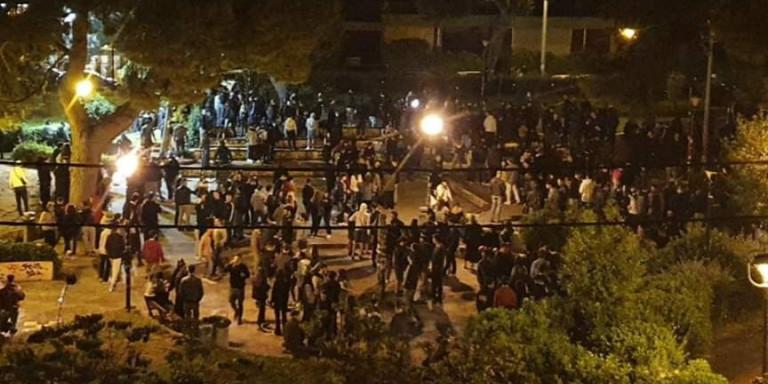 Κοροναϊός : Αγωνία σε κυβέρνηση και επιστήμονες για πισωγύρισμα