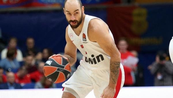 Ο Σπανούλης στο πλευρό του Σέρχιο Ροντρίγκεθ