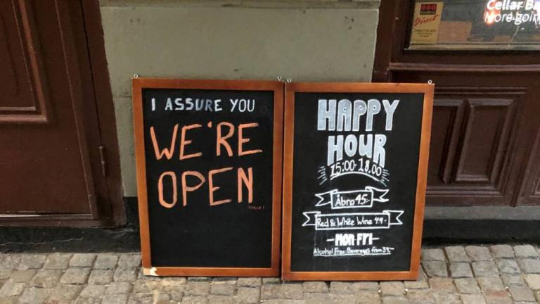 Κοροναϊός : Η Σουηδία παραμένει πιστή στη γραμμή των χαλαρών μέτρων έναντι της πανδημίας