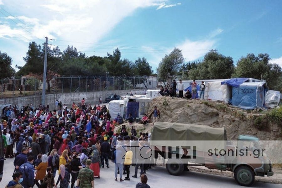 Λέσβος: Αναχωρούν 99 πρόσφυγες για την ενδοχώρα