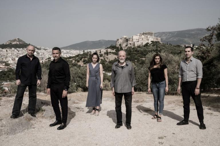 «Συνοικία το όνειρο» δια χειρός Σωτήρη Χατζάκη στο Γυάλινο Μουσικό Θέατρο