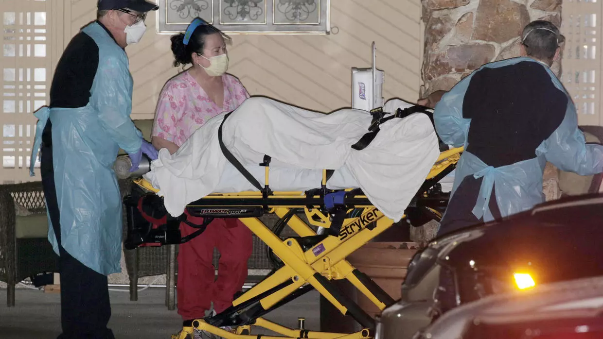 ΗΠΑ – κοροναϊός: 638 θάνατοι σε 24 ώρες