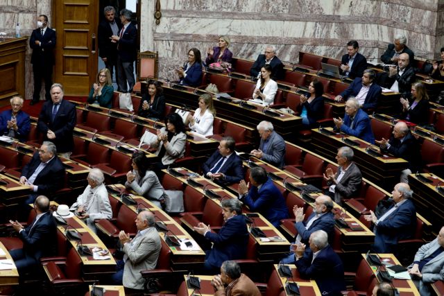 Συμφωνία των Πρεσπών: Η βουλή απέρριψε την άρση της ασυλίας των βουλευτών του ΣΥΡΙΖΑ
