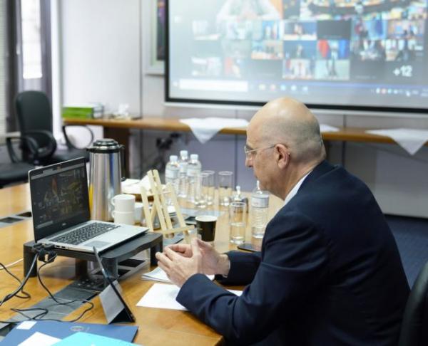 Συμβούλιο ΥΠΕΞ της ΕΕ: Στο επίκεντρο οι σχέσεις με την Κίνα – Τι είπε ο Δένδιας