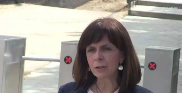 Σακελλαροπούλου από την Ακρόπολη: Τα μάρμαρα έλαμπαν όπως στο στίχο του Σεφέρη