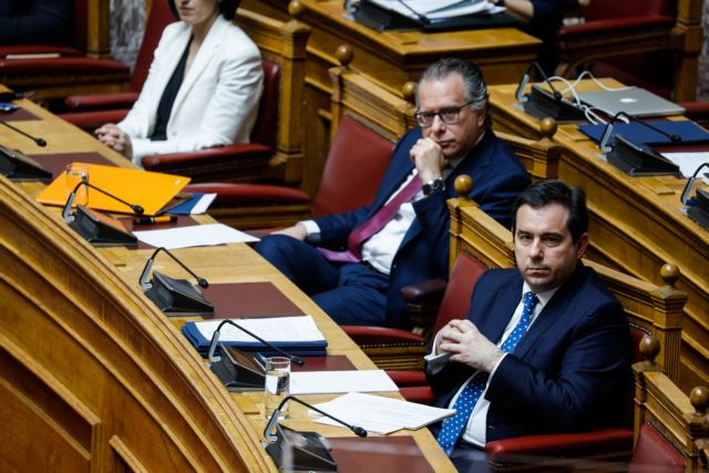 Προσφυγικό – Μηταράκης: Εκτός από τους αιτούντες άσυλο, έχει και η χώρα δικαιώματα