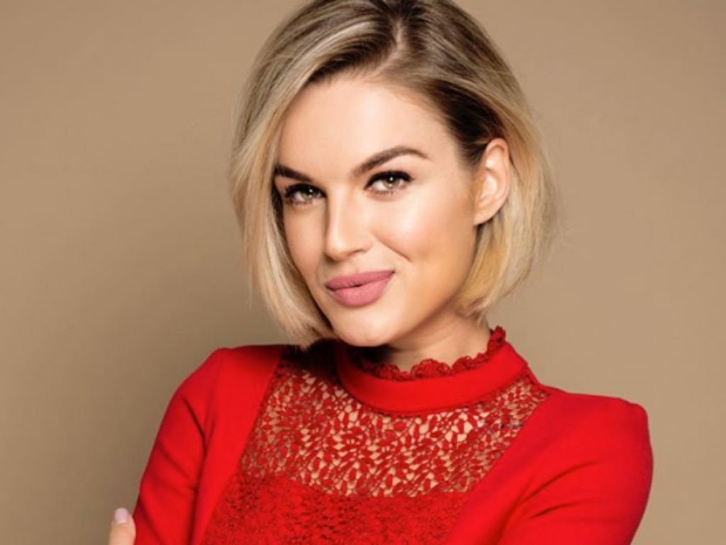 Ελένη Μενεγάκη: Αιφνιδιάστηκε με την Ντένια Αγαλιανού