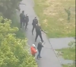 Συμπλοκή συμμοριών με πυροβολισμούς στο Κίεβο – Τρεις τραυματίες