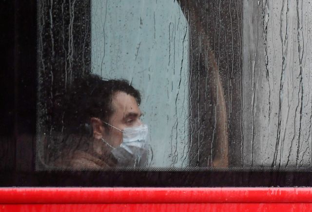 Μάσκες: Τι πρέπει να προσέχουμε – Πόσα είδη υπάρχουν και πόσο κοστίζουν