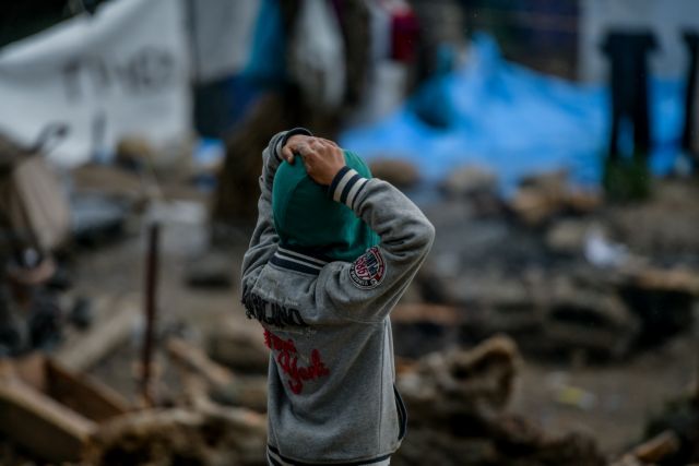 Μετεγκατάσταση στη Γαλλία για 400 αιτούντες άσυλο και 350 ασυνόδευτους ανηλίκους