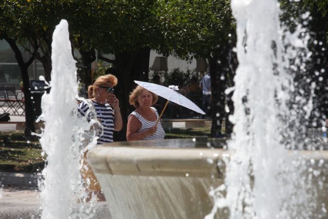 Καιρός: Έρχεται καύσωνας στα μέσα Μαΐου – Πού θα δείξει 41 βαθμούς ο υδράργυρος