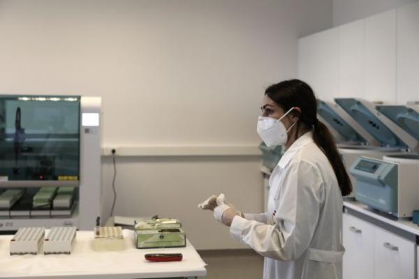 Κοροναϊός : Θολό το τοπίο για τα τεστ – Παραμένουν εκτός κάλυψης από τον ΕΟΠΠΥ