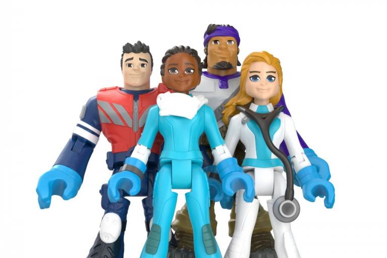 Κοροναϊός: Κούκλες αφιερωμένες στους ήρωες της πανδημίας