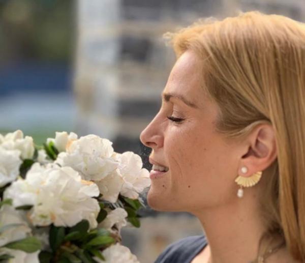 Τζένη Μπότση: Γιατί ονόμασε την κόρη της Αλίκη;