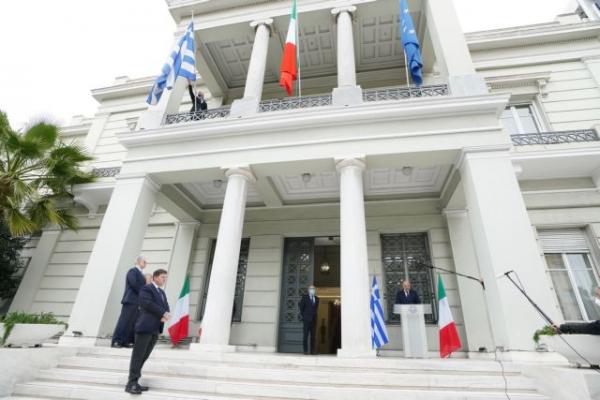 Μήνυμα ΥΠΕΞ για την παγκόσμια ημέρα Ελευθεροτυπίας